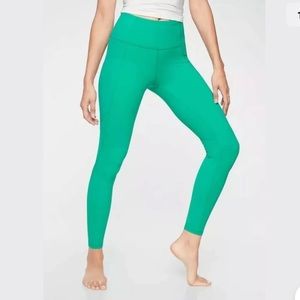 NWT Athleta Stash Pocket Salutation Tight, S Green